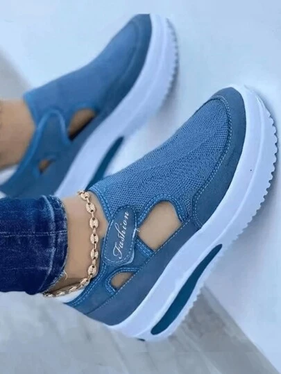 Zapatillas deportivas de plataforma cruzada de malla para mujeres, tacón bajo y suela plana, nuevas zapatillas casuales de primavera con profundidad en la boca, gruesas y antideslizantes.
