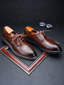 Fashionable Low Top Lace-Up Solid Color Brogue Carved Dress Shoes, Slip-Resistant Business Formal Shoes For Parties, Weddings, Graduations, Casual, & Versatile