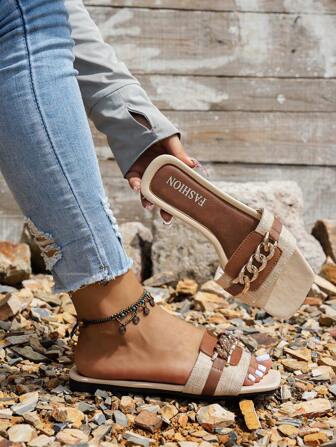 New Arrival Women's Flat Sandals, Square Toe Design With Chain And Rhinestone Decor, Lightweight And Comfortable, Mix-And-Match , Slip-On Casual, Suitable For Home, Spring/Summer Outdoor, Leisure, Countryside Vacation, Street Fashion, Beach