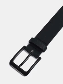 1 pieza Cinturón decorativo casual llano de poliuretano (PU) para hombres, apto para uso diario, hebilla con recubrimiento metálico, color negro