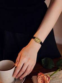 1 Đồng hồ thạch anh vàng phong cách cổ điển mới cho nữ, dây đeo bằng da PU, mặt số hình chữ nhật khắc, số Ả Rập, thiết kế tối giản thời trang thanh lịch, thích hợp để đeo hàng ngày và làm quà tặng sinh nhật - màu đen - Xem 9