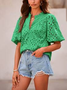 Women's Summer Top Fashion Casual Lantern Short Sleeve V-Neck Button Hollow-Out Lace Embroidery Shirt - màu xanh lá - Xem 4