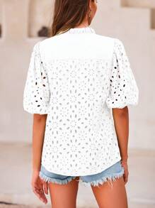 Women's Summer Top Fashion Casual Lantern Short Sleeve V-Neck Button Hollow-Out Lace Embroidery Shirt - Màu be - Xem 2