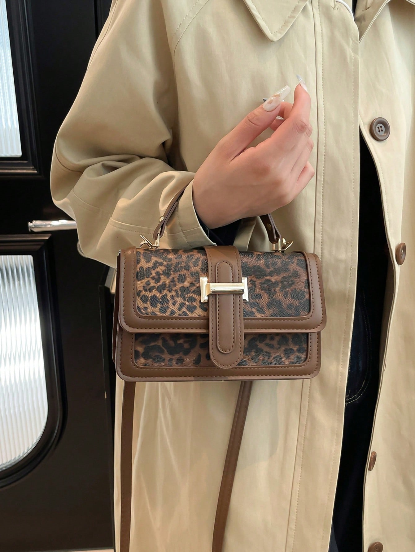 حقيبة يد مربعة صغيرة بطبعة نمر عتيقة، حقيبة كاجوال...