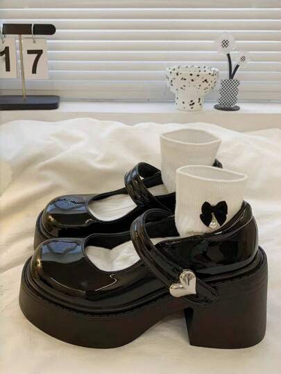 White Mary Jane Flat Shoes For Women 2024 Summer New Versatile Retro Short Girl Dress-Up Shoes