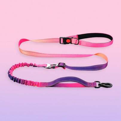 AKAPET Cuerda de tracción para perros multifuncional y de moda, correa extensible de 5-7.5 pies con efecto amortiguador para perros, correa reflectante retráctil para caminar al perro liberando las manos al aire libre