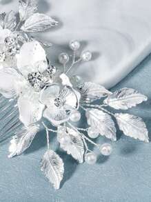 1pc Nature-Inspired Metal Flower Hair Clip Comb, Handmade Bridal Hairpiece For Wedding Dress