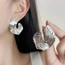 Fashionable Abstract Minimalist Asymmetrical Circle Wave Stud Earrings, Women Decorative Accessory