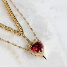 Set de 2 collares con colgante de corazón y espada de circonita, chapado en plata y oro, para mujer y hombre, pareja