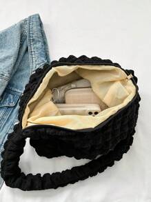 褶皱大容量单肩包，韩版风格，百搭云朵印花休闲斜挎手提包 - 黑色 - 查看 11