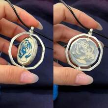 Lindo collar con colgante de rosa azul para Ekko y polvo Jinx, regalo de joyería único para mujeres y niñas, fanáticas de Jinx Ekko