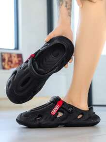 New Fashion Perforated Slides For Men, Solid Color Anti-Slip Outdoor Sandals