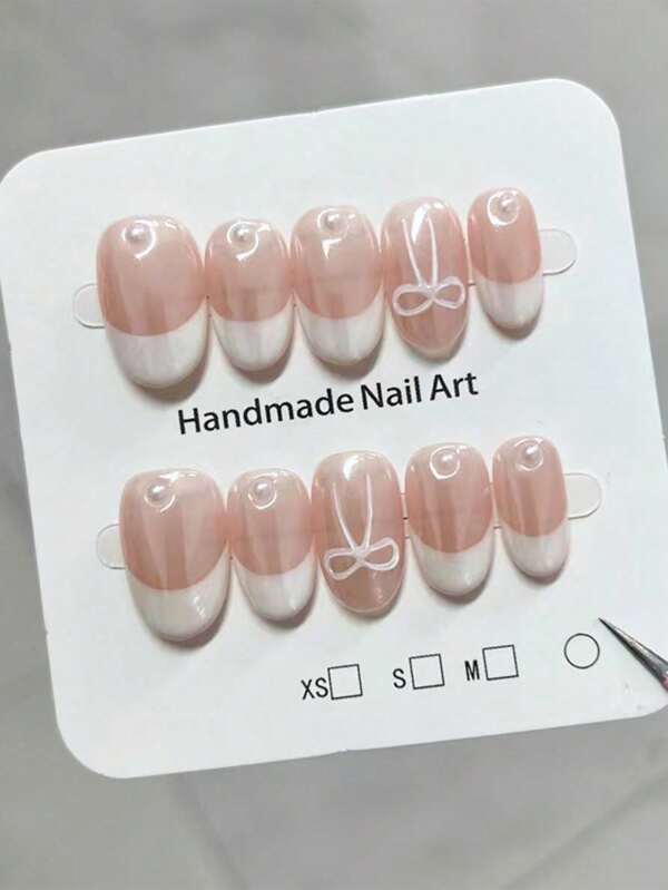 10 Stücke Aurora Nude Pink Perle Französisch Trage Nägel Eleganter Ballett Stil Süßes Mädchen Schleife Nail Art Kurz Oval Aufhellend Fortgeschrittene Atmosphäre Reine Handarbeit Wiederverwendbar Trage Falsche Nagel Teile Aufklebe Nägel Nagel Zubehör Nägel