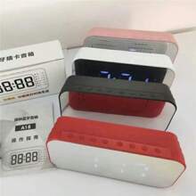Reloj Despertador Digital Multifuncional con Bluetooth y Radio FM - Rojo - Ver 4