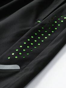 1 Pc Men's Lightweight Breathable Mesh Patchwork Contrast Color Sports Shorts, Suitable For Running, Workout, Basketball - Black - View 5