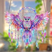使用前，请务必撕掉产品表面的保护膜。这款波西米亚风猫头鹰捕梦壁挂，是一款色彩缤纷的玻璃阳光捕捉器，饰有色彩斑斓的猫头鹰图案。它展现了独特的波西米亚艺术风格，适合以自然为灵感的家居和办公装饰。室内外均可使用，是理想的礼物之选。 - 彩色 - 查看 6