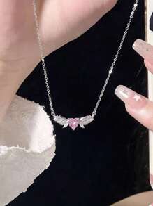 1pc Pink Angel Wing Necklace For Women, Delicate Heart Shaped Pendant Clavicle Chain, Suitable For Daily Wear And Vacation, A Great Birthday Gift For Girlfriend