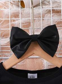 2pcs Baby Girls' Simple Black Ribbed & Faux Leather Patchwork Cap Sleeve Dress With Bow Headband