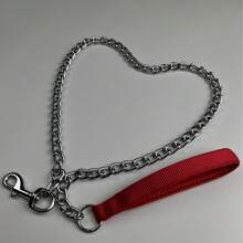 AKAPET Sturdy Metal Dog Leash, Bite Resistant, Chew Resistant, With A Comfortable Foam Grip, Outdoor Leash Suitable For Training Dogs, Suitable For All Dog Breeds