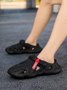 New Fashion Perforated Slides For Men, Solid Color Anti-Slip Outdoor Sandals