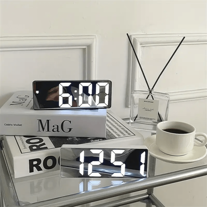 SOKANY 1pc Simple Mirror Alarm Clock, High-Definition Smart LED Clock, With Temperature Display, Adjustable Brightness, Voice Control Function, 12/24 Hour Clock, USB And Battery Power Supply-Suitable For Desktop Clock, Bedside Digital Alarm Clock, Perfect Choice For Desktop And Bedroom Decoration.