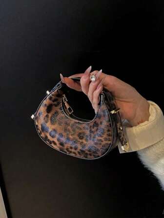 Mini söt leopardmönstrad liten handväska för kvinnor, moderiktig halvmåneformad väska, högkvalitativ tygväska, leopardmönstrad handväska för kvinnor leopardcomeback