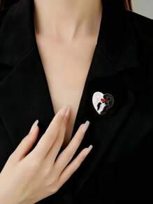 1pc Heart-Shaped Best Friend/Valentine's Day Gift Creative Cartoon Character Couple Brooch Metal Badge Lapel Pin Decorative Fashion Brooch,Mom,Mother,Mother's Day,Gift