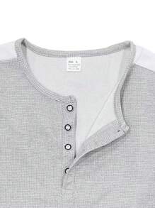 Men's Solid Color Simple Henley Collar Short Sleeve Polo Shirt And Drawstring Elastic Waist Shorts Casual Suit - Grey - View 6