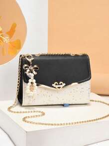 1个新款时尚女士PU单肩斜挎包，饰有蝴蝶结和仿珍珠吊坠，闪亮夺目，可调节肩带，时尚优雅，百搭实用，适合情人节，轻便斜挎单肩包，亮片装饰，磁扣开合，涤纶内衬，是购物、约会、通勤、派对的理想之选，也是送给女朋友、闺蜜生日、情人节的完美礼物。 - 彩色 - 查看 11