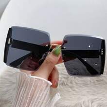 Ochelari de soare noi pentru femei, cu design auriu strălucitor pe ambele părți, model 2024, la modă și personalizabili, potriviți pentru viața de zi cu zi, alpinism, drumeții, călătorii, plajă și efect de umbrelă pentru vacanța de vară la plajă, în aer liber, călătorii