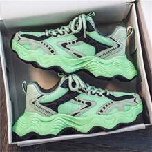 Men's Casual Sports Thick Sole Shoes, Fashionable Breathable Lightweight Lace-Up Walking Sneakers, Green, Perfect For Valentine's Day - Green - View 2
