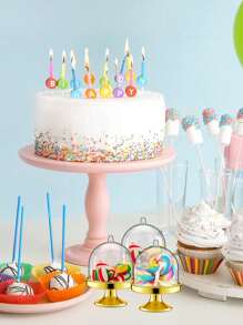 12 个金色迷你塑料纸杯蛋糕架带盖，迷你蛋糕盒，非常适合派对、婚礼和节日场合 - 包括复活节、毕业典礼、派对用品、婚礼假期、生日、情人节、春节假期和狂欢节主题 - 由 PVC 制成，无需电力（金色，透明） - 金色 - 查看 5