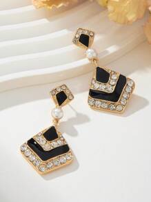 1 Pair Luxury Vintage Style Geometric Earrings With Rhinestone Glass Inlaid For Women
