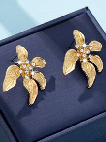 1 paire de boucles d'oreilles fleuries en cristal à la mode, élégantes et charmantes, convenant au port quotidien et à la saison des mariages pour les femmes