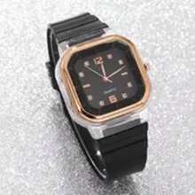 Set de 4 relojes de mujer con reloj de cuarzo, reloj de pulsera casual, reloj de dama para regalo de festival, día de San Valentín