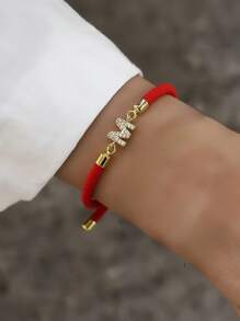 色彩缤纷的新款时尚字母手链，26个镶嵌锆石的字母，可调节编织绳手链，女士珠宝礼品