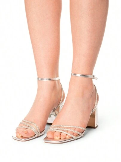 Truffle Collection Women's Heeled Sandals With Buckle Strap In Silver Metallic Polyurethane - Size UK 3-8 / EU 36-41 / US 5-10 - Shipped Directly From The UK- Delivery In 3-5 Days! - Ladies Block Heel Summer Shoes With Secure Buckle Closure - Perfect For Parties, Weddings, Special Occasions And Evening Wear