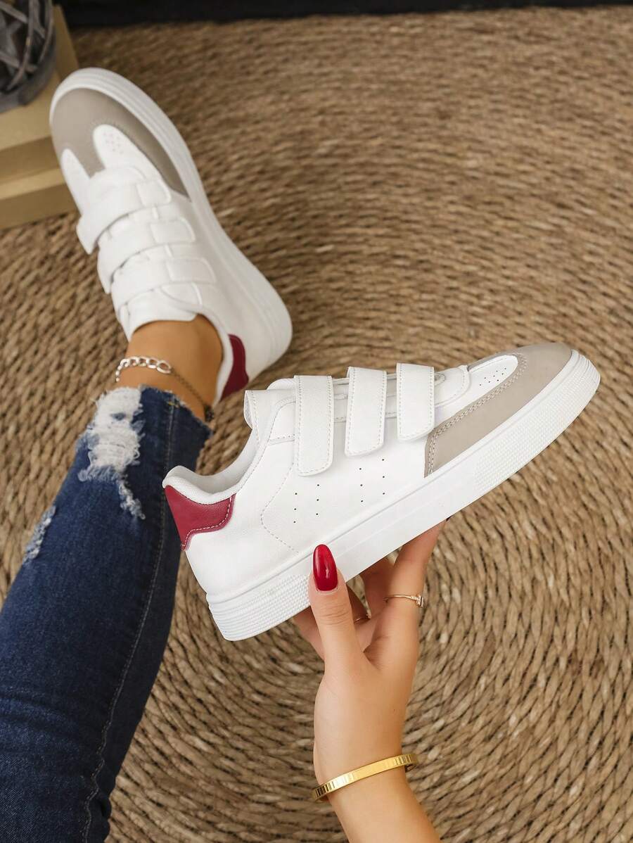 女式学院风新款钩环圆头厚底时尚运动鞋，多用途，适合户外休闲、日常散步 - 白色 - 查看 1
