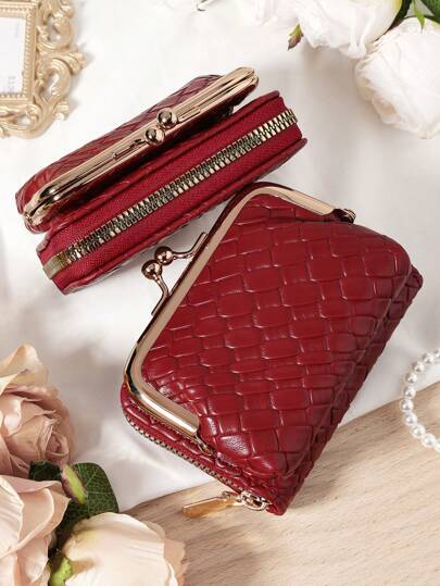 Geantă Burgundy Geanta Charry Red Geantă Vin Roșu Portofele pentru femei Poșete scurte din piele PU Poșetă cu fermoar și fermoar Poșetă multifuncțională pentru bani de mare capacitate Suport carduri pentru monede Modă ușoară Fermoar de afaceri modern Card de credit Ziua profesorului ocazional Cadouri pentru profesori Aniversare Cadou de zi de naștere pentru doamnă Pentru femei gulere albe pentru femei Portofel portofel mic.