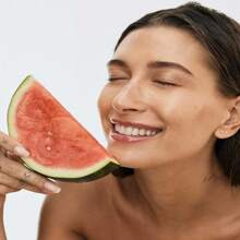 润唇膏、唇部护理、淡化唇纹、保湿、滋养、唇部精华、唇部护理