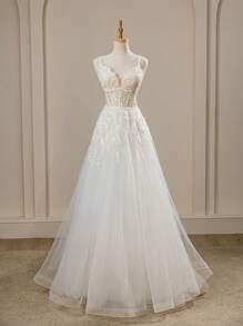 Lace Embroidery V-Neck Fishtail Backless Wedding Dress - White - View 4