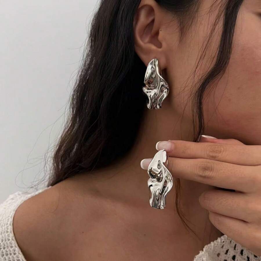 2pcs Chic Personalized Creative Metal Asymmetrical Abstract Leaf Stud Earrings, Retro Minimalist - Silver - View 1