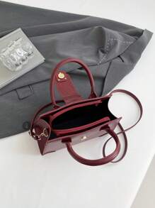 Light And Portable, Business Casual, Spring New Style, Large Capacity Hand-Held And Shoulder Bag, Fashionable And Versatile Crossbody Bag. Suitable For Teen Girls, College Students, Novices And White-Collar Workers. It Is Very Suitable For Offices, Universities, Work, Business, Commuting, Outdoor Activities, Traveling And Picnics. - Red - View 5