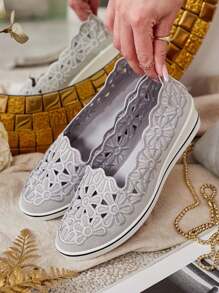 Royalfashion 女士低跟半高跟鞋 Dellio