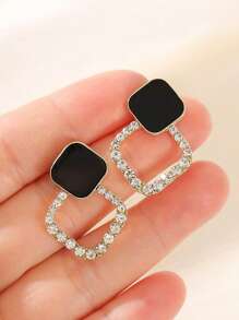 1 Paar quadratische Zirkonia Ohrstecker im minimalistischen Stil, einfach und hochwertig