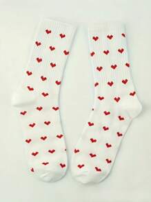 1 双女式白色 Ins Style 心形图案中筒袜，运动学院风，秋季