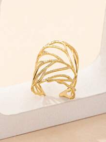 1 件优雅简约镂空金属叶设计戒指，百搭高端美学，适合日常佩戴