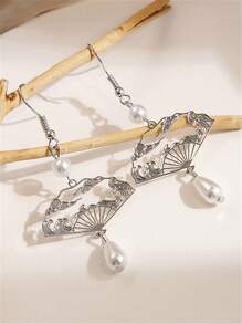 1 对中国银扇形珍珠耳环，复古镂空花卉甜美设计，适合女性 - 銀色 - 查看 3