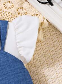 女婴春季白色马球领盖袖连衣裙，搭配牛仔效果吊带背心和迷你背包 - 白色 - 查看 3