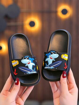 Kids Popular Cartoon Slippers, Fashion Boys EVA Slippers Soft Sole Shark Design, Lightweight Comfortable Big/Medium/Small Size, Anti-Slip, Suitable For Indoor, Bathroom, Summer Outdoor Wear